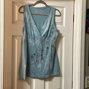 Aventura blue flower tank top